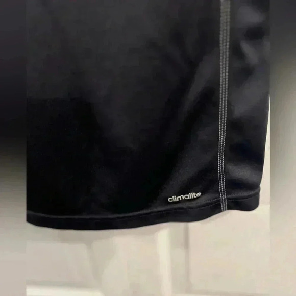 adidas Climalite Relaxed Activewear Tops for Men. Black color size M - Picture 7 of 9